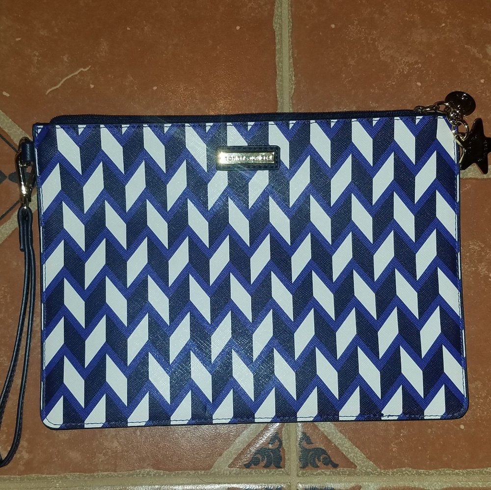 Tommy Hilfiger clutch bag